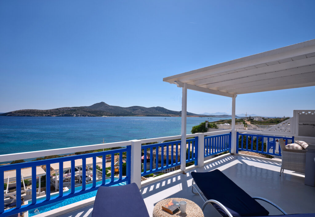 Luxury Villa at Antiparos | Ambassador Villa with Jacuzzi